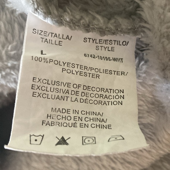 Just Love women’s Lg v-neck pullover long sleeve fuzzy top w/ penguin cozy fun - Picture 5 of 5